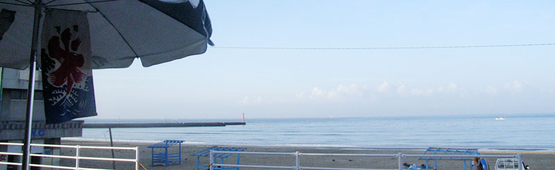 夕日に向かって明日への希望